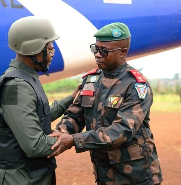 Faire fonctionner la province du Nord-Kivu , demande du ministre national de défense au gouverneur  du Nord-Kivu  se trouvant actuellement à Beni.