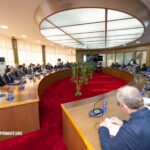 La rencontre de la première ministre Judith Suminwa Tuluka et  les partenaires techniques et financiers, dont la Banque mondiale, le FMI et la BAD pour   coordonner l’aide humanitaire dans l’Est de la RDC