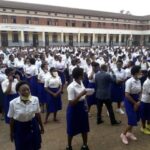 RDC : L’Église catholique rejette la décision ministérielle sur le maintien des élèves enceintes à l’école