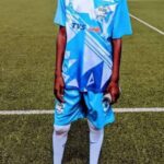 À 15 ans, Henri Musanse brille déjà sur les terrains de Goma et rêve jouer à l’international